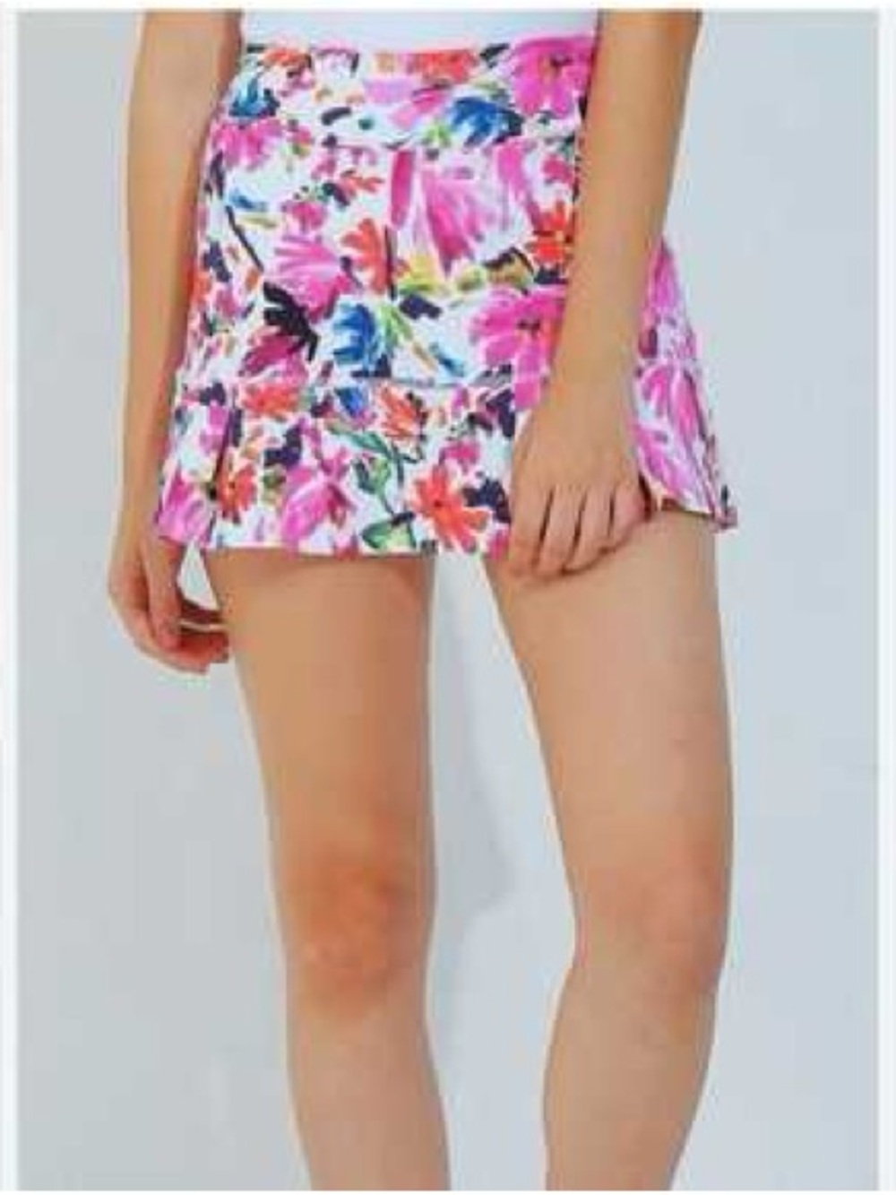 NWT Dona Jo Jojo Skort Flore with Ruffled Back Size Large